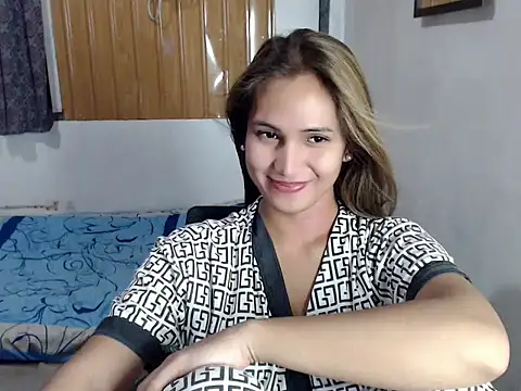 Snapshot of prettysam9 chatting on April 16, 1:56 pm prettysam9 online show from April 16, 1:56 pm
