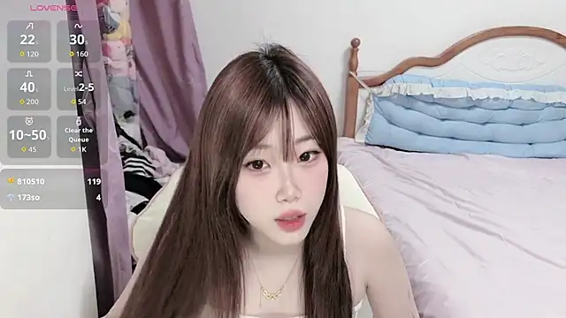 Vivian-88 online show from November 7, 1:55 pm