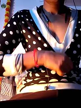 Snapshot of Hot-Rubyy chatting on December 5, 2:42 am Hot-Rubyy online show from December 5, 2:42 am