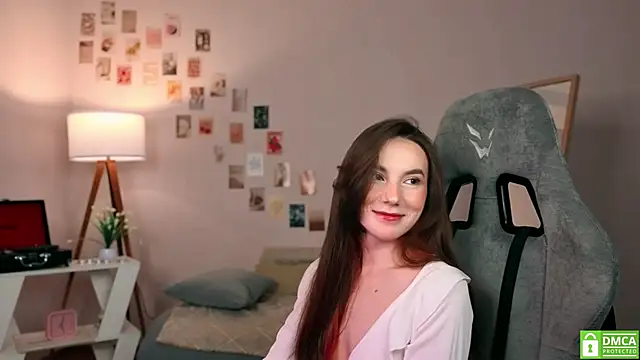 yourfrenchteacher online show from November 12, 4:24 am