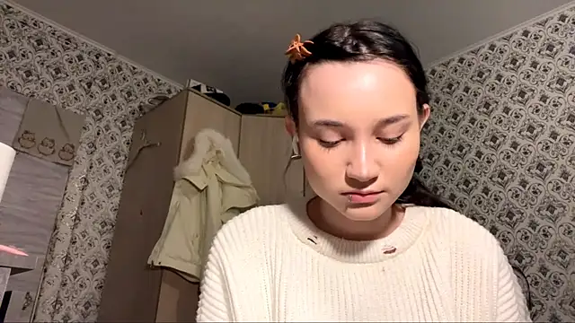 Snapshot of SofiaDreams09 chatting on November 3, 2:18 pm SofiaDreams09 online show from November 3, 2:18 pm