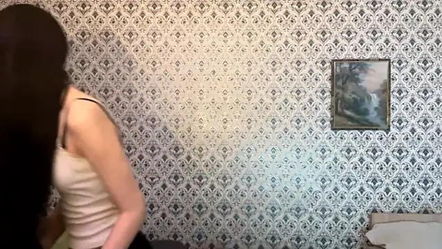 Snapshot of SofiaDreams09 chatting on November 22, 6:23 am SofiaDreams09 online show from November 22, 6:23 am