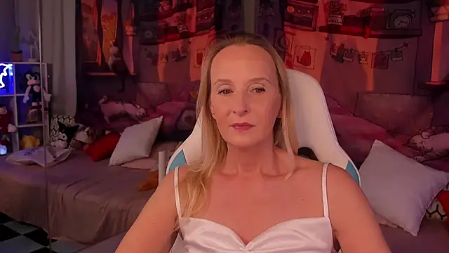 ScarlettPalmer online show from November 12, 10:37 am