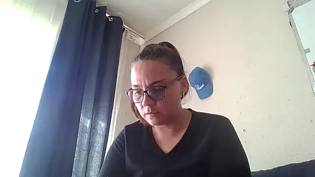 lilMissMarli online show from July 15, 9:25 am