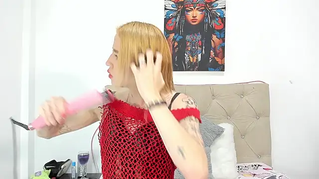 Snapshot of natacha_ferrer1 chatting on December 5, 2:09 am natacha ferrer1 online show from December 5, 2:09 am