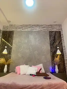 Hannahpradaa  online show from January 13, 11:37 am