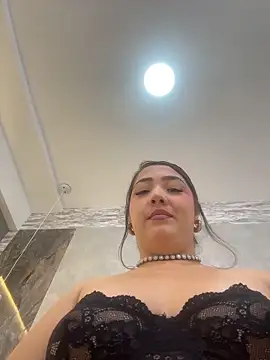 Hannahpradaa  online show from February 2, 12:26 pm