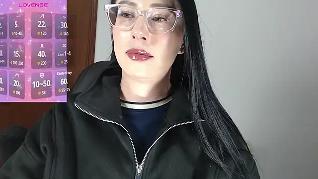 Snapshot of Emma_Hotkiss chatting on July 31, 1:16 am Emma Hotkiss online show from July 31, 1:16 am