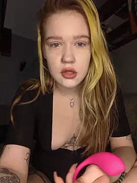 mattiethebaddieee online show from February 25, 4:00 am