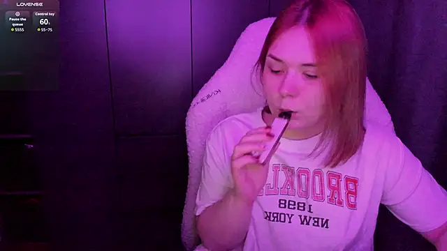 sophia lix online show from May 31, 5:09 pm