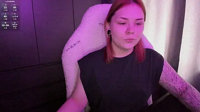 sophia lix online show from July 26, 6:32 am