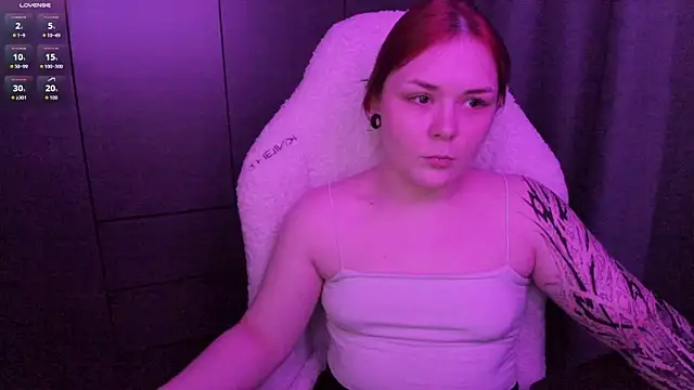 sophia lix online show from July 30, 3:22 pm