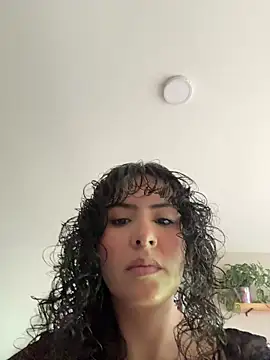 SugarTroubl33 online show from January 13, 1:38 pm