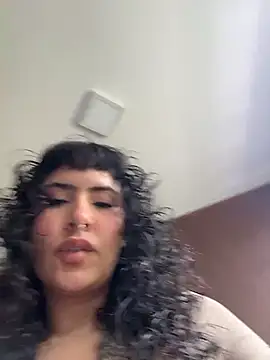 Snapshot of SugarTroubl33 chatting on February 28, 1:45 pm SugarTroubl33 online show from February 28, 1:45 pm