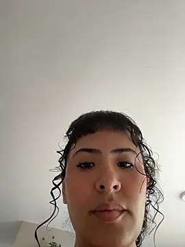 Snapshot of SugarTroubl33 chatting on March 12, 2:01 pm SugarTroubl33 online show from March 12, 2:01 pm