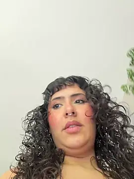 SugarTroubl33 online show from July 17, 2:34 pm