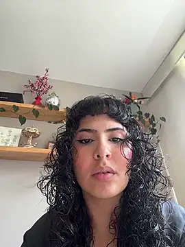 SugarTroubl33 online show from July 23, 2:48 pm