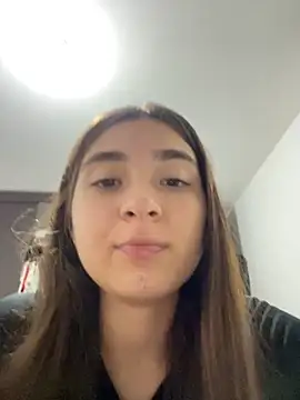 Valentina ro online show from October 31, 1:50 am