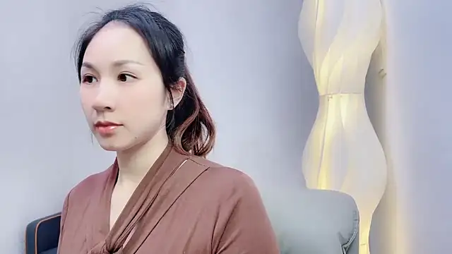 lvy-002 online show from March 21, 5:12 am