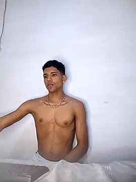 Alex Sweeting online show from November 1, 2:57 am