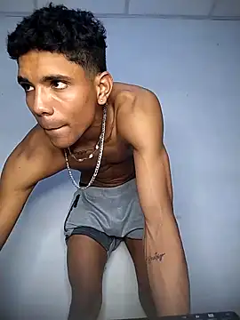 Alex Sweeting online show from November 3, 5:31 am