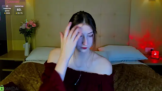 May Yam online show from November 20, 1:06 am