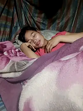 doggy-00 online show from November 6, 1:45 pm