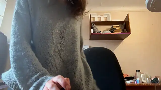 Snapshot of BunkedTempter chatting on October 28, 8:29 am BunkedTempter online show from October 28, 8:29 am