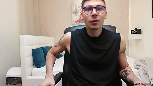  Alex Star online show from October 30, 3:30 am