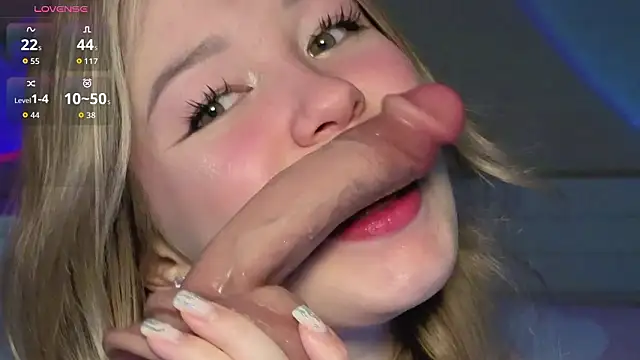 Snapshot of pawsclawss chatting on March 15, 9:15 am pawsclawss online show from March 15, 9:15 am