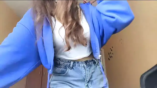 Kimixoo online show from October 28, 10:41 am