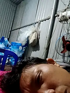 bella-la online show from November 1, 7:27 pm