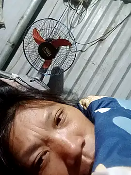 bella-la online show from November 29, 10:57 pm