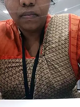 Snapshot of bigtelugubhama chatting on November 1, 12:29 pm bigtelugubhama online show from November 1, 12:29 pm