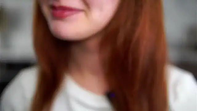 Snapshot of YettaCalabria chatting on December 4, 11:41 am YettaCalabria online show from December 4, 11:41 am