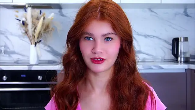 YettaCalabria online show from January 11, 11:04 am