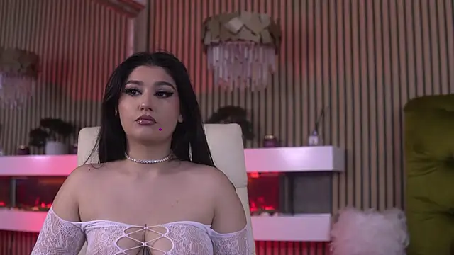 KeylaNoir online show from February 12, 12:44 pm