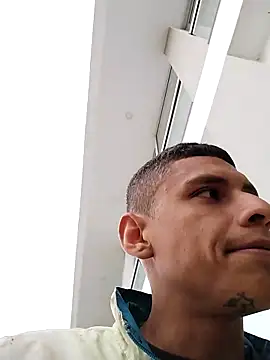 Yordiparra online show from March 24, 2:44 pm