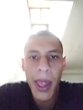 Snapshot of Yordiparra chatting on April 5, 5:54 pm Yordiparra online show from April 5, 5:54 pm
