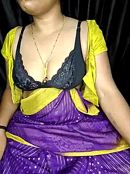 shreyareddy99 online show from February 4, 12:27 am