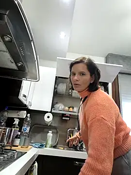 Piediniecollant online show from November 22, 1:54 pm