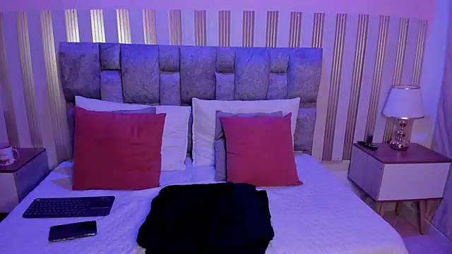 Snapshot of Scarlett__lace chatting on October 31, 11:33 am Scarlett lace online show from October 31, 11:33 am