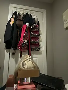 SilverSeductress online show from January 12, 10:42 am