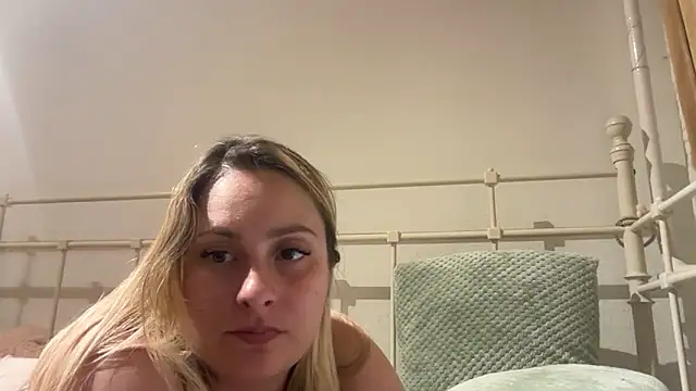 EngelHelene online show from June 10, 7:13 pm