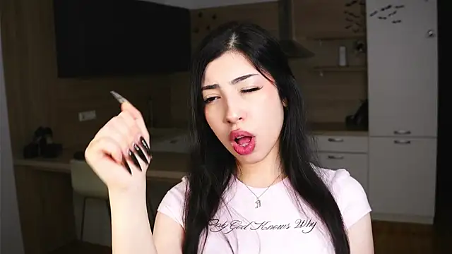 TonjaNeace online show from November 6, 4:46 am