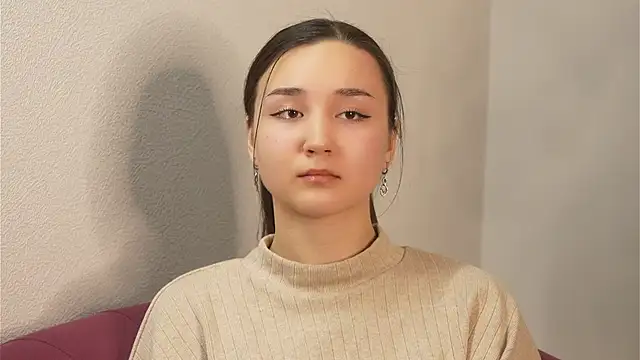 NilsaGraci online show from October 28, 9:35 am