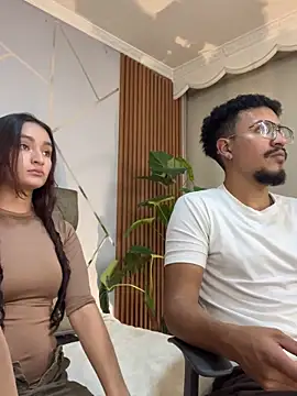 Noa N Luxy online show from November 11, 4:01 am