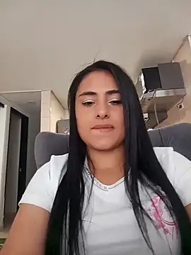 solandrea online show from November 1, 4:20 pm