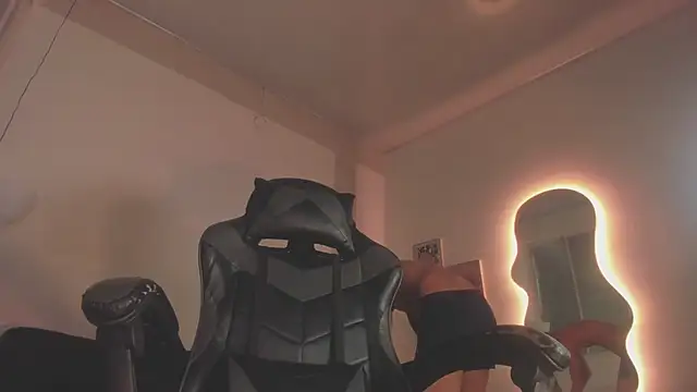 Senpai Lover online show from November 2, 8:11 pm