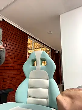 Adrimaretti online show from November 21, 8:40 pm